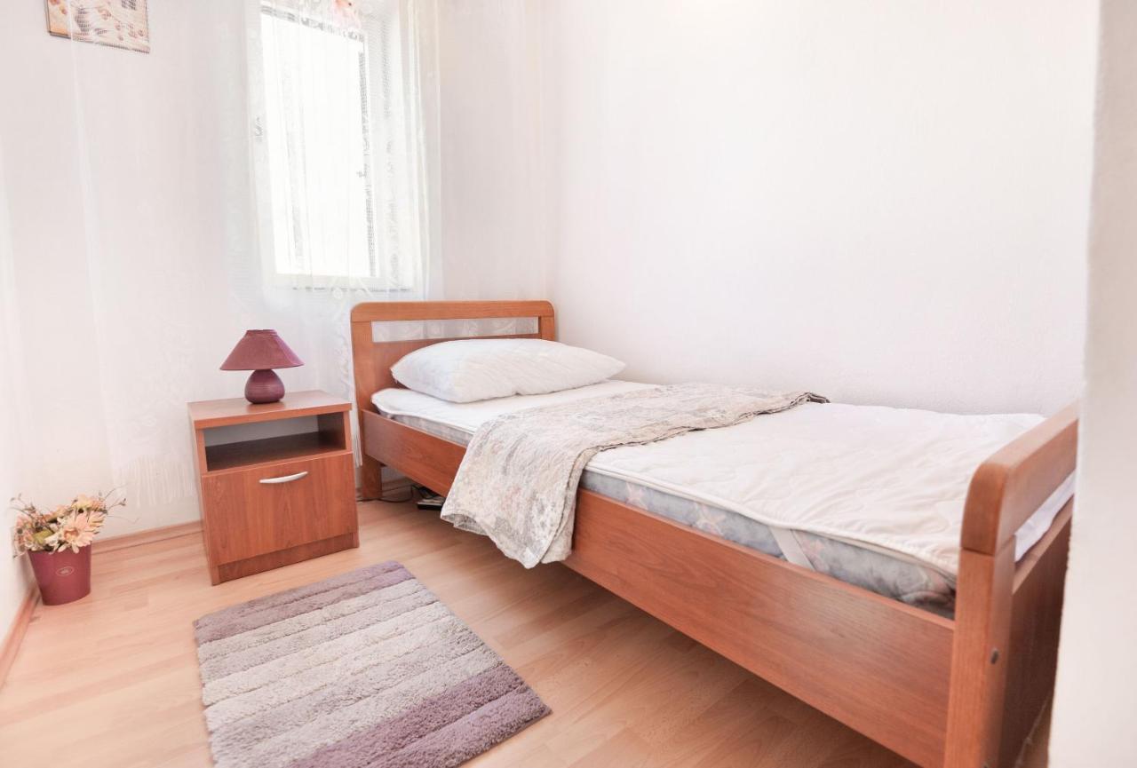 Apartments Milica Kaštela Buitenkant foto